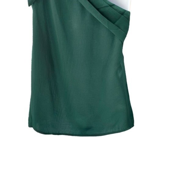 Petal & Pup | NEW Maryanne One Shoulder Satin Top in Hunter Green Size S - Picture 9 of 11